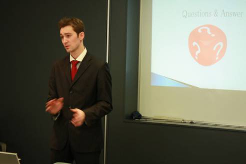 修士論文・特定課題研究発表会3