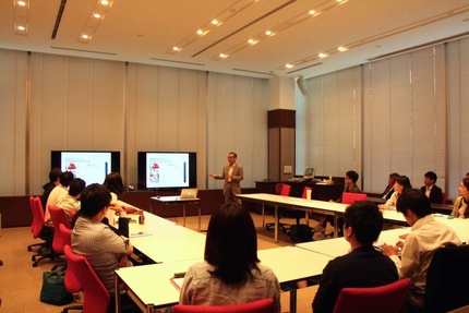 Professor Yuji Nagasawa explains the purpose of the Healthcare Network