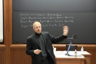 Stefan Lippert教授