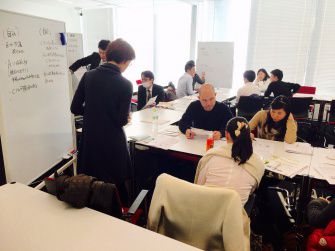 説明会（模擬講義）の様子