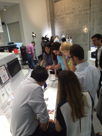 新製品を試し中