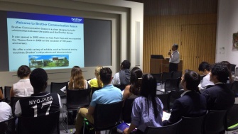 プレゼンテーションの様子