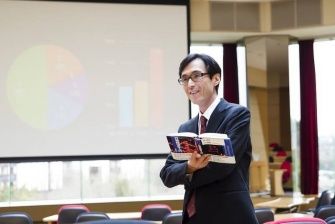 岩澤誠一郎教授