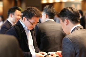 名刺交換会の様子