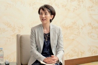 澤谷由里子教授