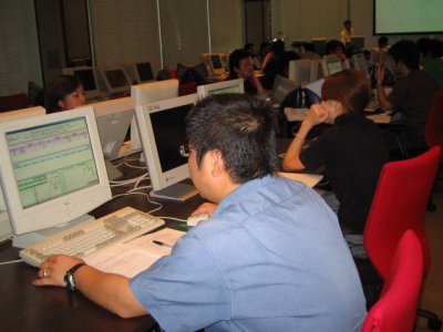 投資シミュレーション授業風景