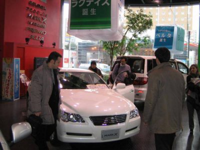名古屋トヨペットでの見学模様