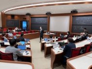 「Business Law」小川晶露准教授