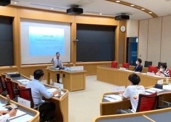 齋藤孝一教授による税理