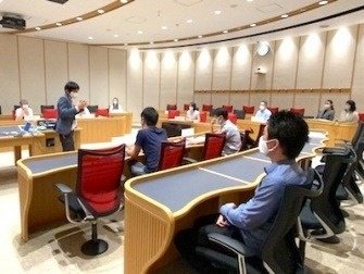 北原康富教授 体験授業風景 ｜ 名古屋商科大学ビジネススクール